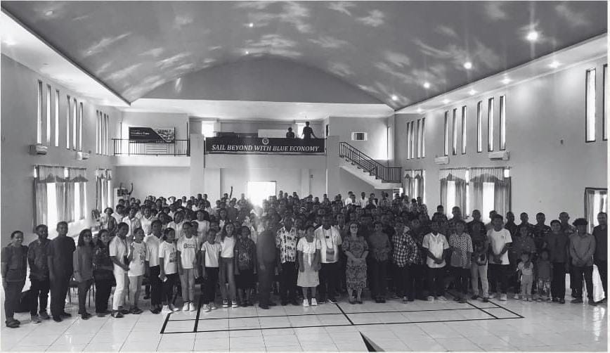 PMK UNAMIN Sorong Ikut Serta Dalam Meyukseskan Ibadah Persekutuan Mahasiswa